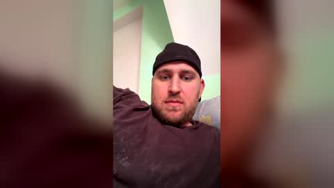 Snapshot of aronion1234 chatting on 07-07-26, 03:49 Matthew online show from 07-07-26, 03:49