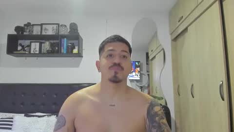 Snapshot of aronwilliams69 chatting on 11-01-25, 02:13 ARON Independent model online show from 11-01-25, 02:13