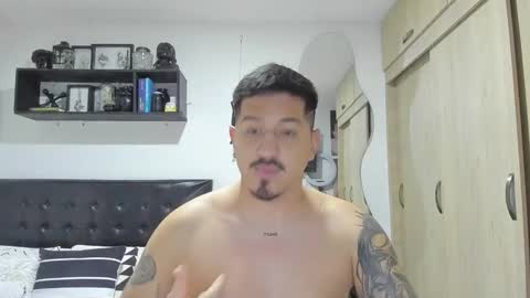 Snapshot of aronwilliams69 chatting on 11-03-25, 06:36 ARON Independent model online show from 11-03-25, 06:36