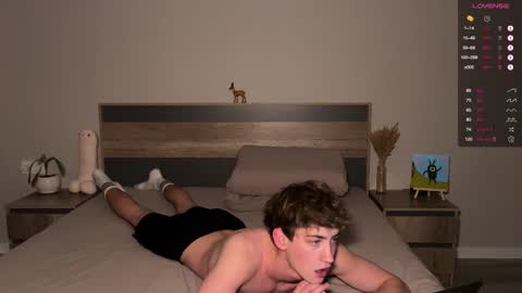 Aron and Phil solo online show from 11-14-25, 03:33