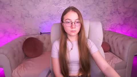 arrinawair online show from 12-18-25, 08:53