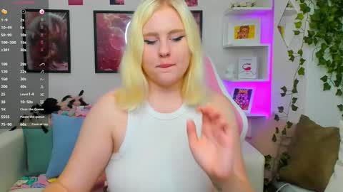 Lea online show from 09-11-25, 01:06