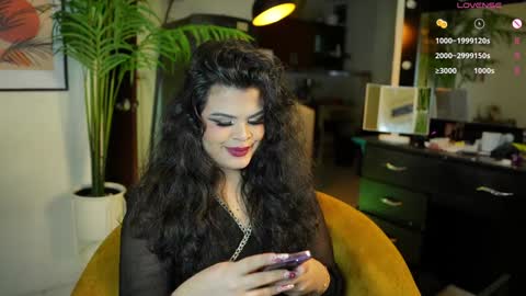 Chloe  online show from 12-16-24, 12:48