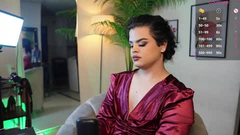 Chloe  online show from 12-25-24, 01:53