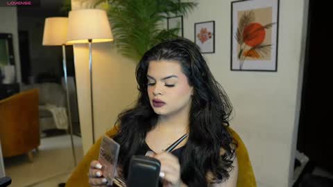 Chloe  online show from 01-19-25, 09:45