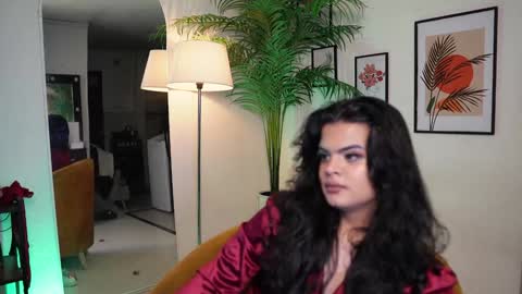 Chloe  online show from 01-30-25, 03:44