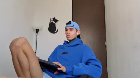   online show from 05-03-26, 05:02
