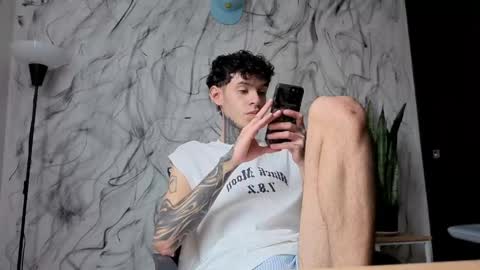   online show from 06-06-26, 03:17