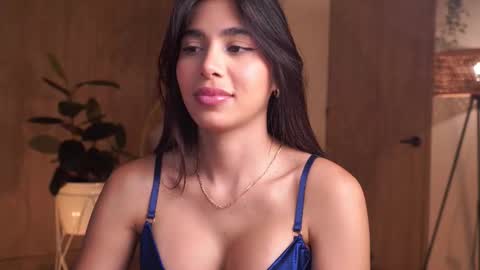 Snapshot of artemia_ chatting on 11-09-25, 01:37 Amanda online show from 11-09-25, 01:37