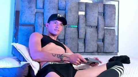 artemis_blue online show from 05-15-26, 03:52
