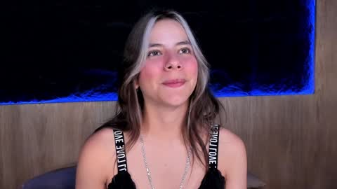 Snapshot of artemisablake chatting on 02-06-25, 10:10 artemisablake online show from 02-06-25, 10:10