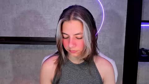 Snapshot of artemisablake chatting on 02-12-25, 05:16 artemisablake online show from 02-12-25, 05:16