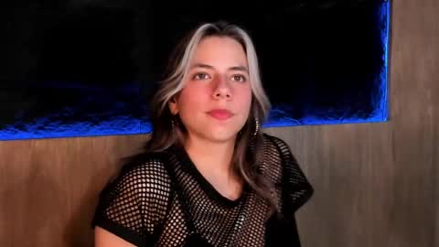 Snapshot of artemisablake chatting on 02-15-25, 10:31 artemisablake online show from 02-15-25, 10:31