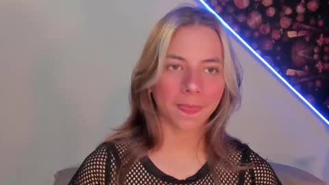 Snapshot of artemisablake chatting on 02-28-25, 04:53 artemisablake online show from 02-28-25, 04:53