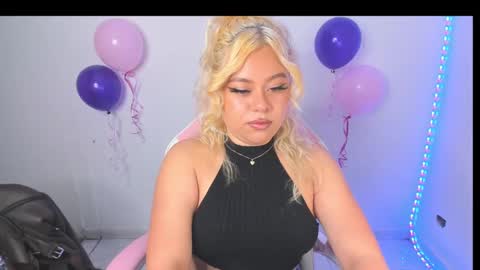 Snapshot of arthemiss033 chatting on 10-01-25, 07:42 Val online show from 10-01-25, 07:42