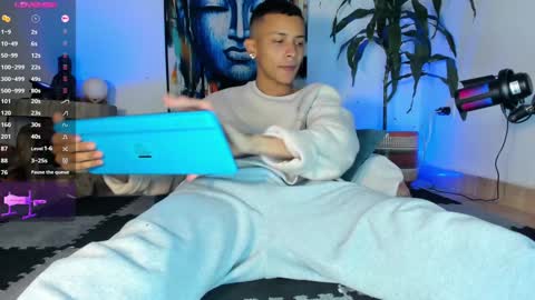 Snapshot of arthur_fochh chatting on 01-21-25, 11:24 Arthur online show from 01-21-25, 11:24