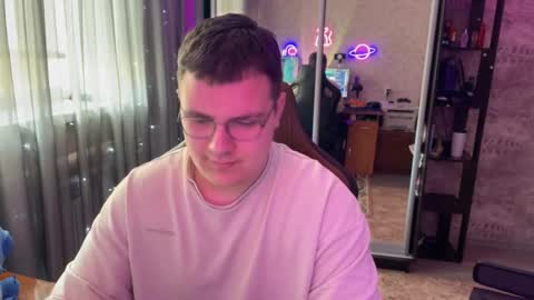 Snapshot of arthurabel chatting on 03-15-26, 07:47 arthurabel online show from 03-15-26, 07:47