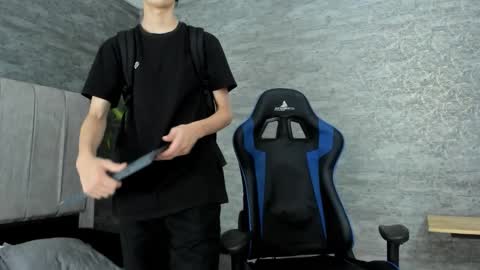 arthurcox_ online show from 12-14-25, 06:12