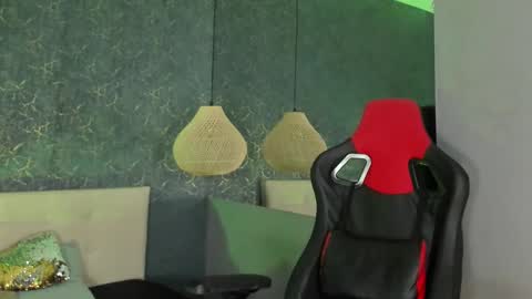 arthurcox_ online show from 01-12-26, 06:35