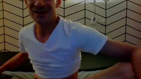 Snapshot of artii_sperm_shot chatting on 08-08-26, 01:52 artii_sperm_shot online show from 08-08-26, 01:52