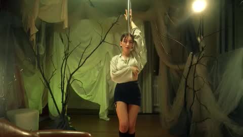 The ticket show has been postponed to Monday tomorrow. Sorry womens day online show from 11-16-25, 12:38