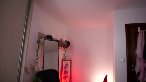 Amalia online show from 01-22-25, 08:18