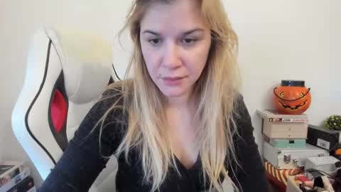 MIA online show from 02-10-25, 09:36