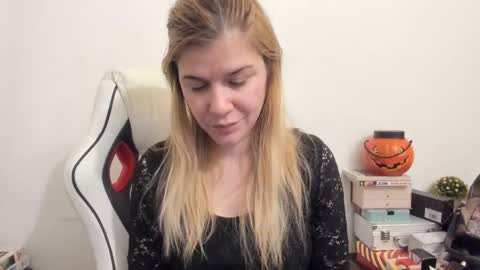 MIA online show from 02-11-25, 05:29