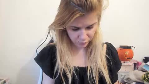 MIA online show from 02-27-25, 03:26