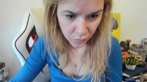 MIA online show from 03-11-25, 08:52