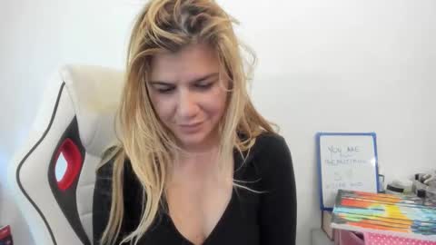 MIA online show from 09-13-25, 10:37