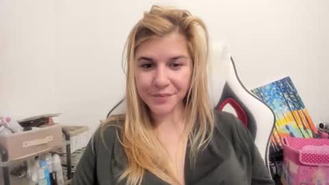 MIA online show from 10-23-25, 09:57