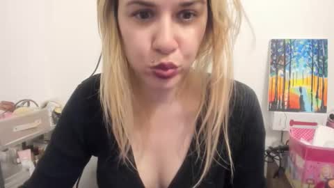 MIA online show from 11-09-25, 11:03