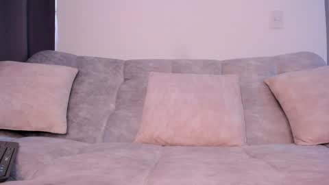 arturguy01 online show from 02-09-25, 03:12