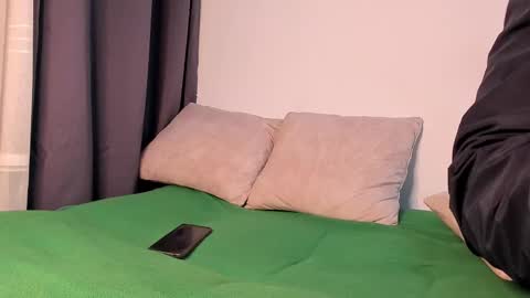 arturguy01 online show from 03-12-25, 12:53