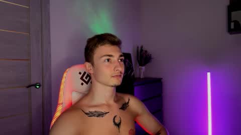 arturr_scott online show from 11-10-25, 07:24