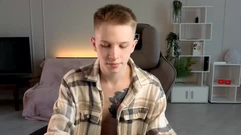 Archie online show from 09-11-25, 03:17