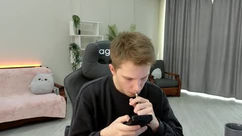 Archie online show from 10-29-25, 03:20