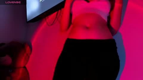 Snapshot of ary1_ chatting on 11-19-25, 09:59 Ary online show from 11-19-25, 09:59