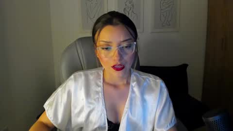 Snapshot of ary_cam230 chatting on 12-21-24, 01:58 Zahaara online show from 12-21-24, 01:58