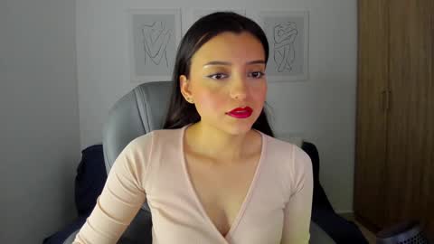 Snapshot of ary_cam230 chatting on 01-04-25, 02:14 Zahaara online show from 01-04-25, 02:14