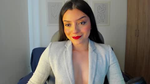 Snapshot of ary_cam230 chatting on 01-11-25, 09:25 Zahaara online show from 01-11-25, 09:25