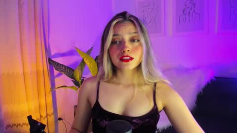 Snapshot of ary_cam230 chatting on 02-23-25, 11:25 Zahaara online show from 02-23-25, 11:25