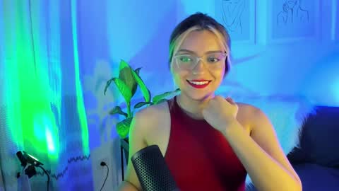 Snapshot of ary_cam230 chatting on 03-02-25, 01:04 Zahaara online show from 03-02-25, 01:04