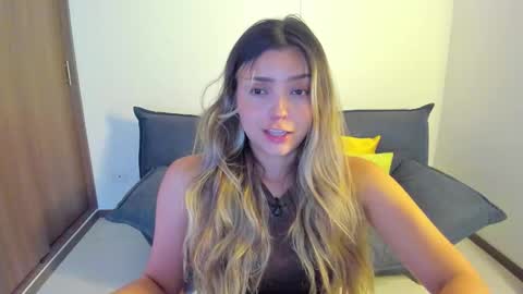 Snapshot of ary_cam230 chatting on 03-28-26, 10:31 Zahaara online show from 03-28-26, 10:31