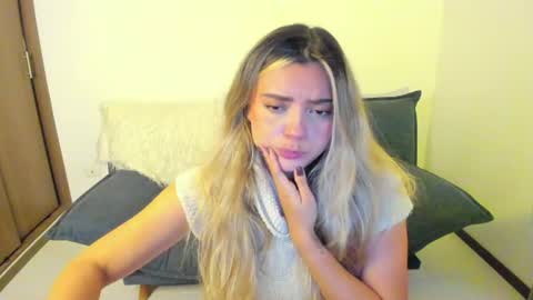 Snapshot of ary_cam230 chatting on 06-30-26, 11:17 Zahaara online show from 06-30-26, 11:17