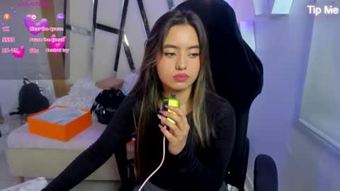 Ary Cooper online show from 09-29-25, 01:49