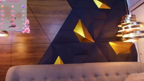 Snapshot of ary_hanna chatting on 03-18-26, 11:02 sofia online show from 03-18-26, 11:02