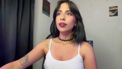 Snapshot of ary_pieerce chatting on 07-22-26, 02:47 Independent Model online show from 07-22-26, 02:47