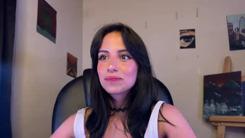 Snapshot of ary_pieerce chatting on 07-23-26, 01:58 Independent Model online show from 07-23-26, 01:58